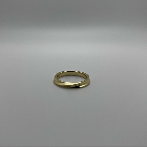 Twist 14K Gold Ring - Minimalist Ring - Gold Band - Simple Gold Ring - - Picture 10 of 10